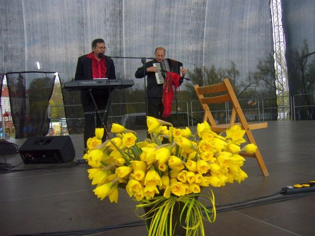 image051