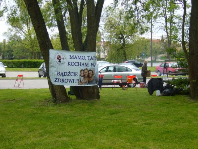image004